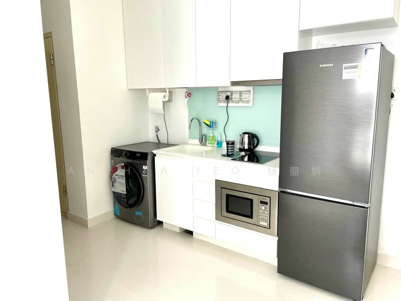 Urban Vista, 2 Tanah Merah Kechil Link, 2 Bedrooms, 603 sqft, Condominium For Rent, by Anthea Yeo 杨丽娇, 500207539 - Kitchen - PropertyGuru.com.sg