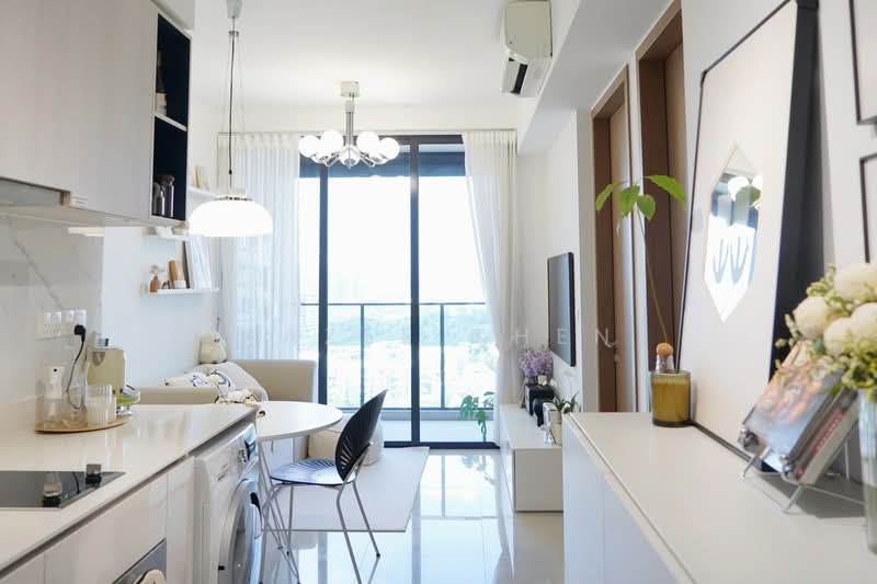 Whistler Grand, 109 West Coast Vale, 1 Bedroom, 441 sqft, Condominium For Sale, by Hazel Chen, 500207543 - Living Room - PropertyGuru.com.sg