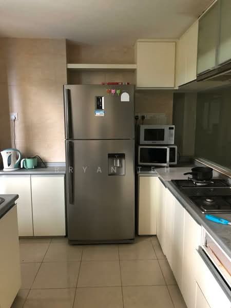 The Lakeshore, 31 Jurong West Street 41, Room Rental, 124 sqft, Condominium For Rent, by Bryan Teh, 500207544 - Kitchen - PropertyGuru.com.sg