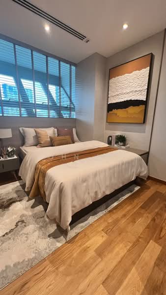Concourse Skyline, 300 Beach Road, 4 Bedrooms, 1,668 sqft, Condominium For Sale, by John Lee, 500207545 - Bedroom - PropertyGuru.com.sg