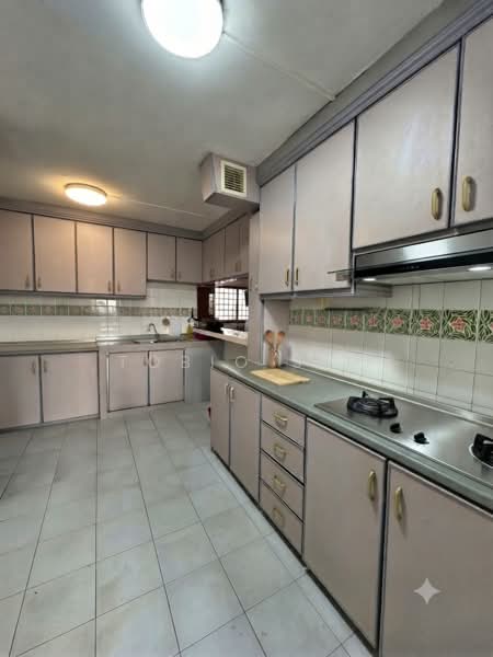 539 Serangoon North Avenue 4, 539 Serangoon North Avenue 4, 4 Bedrooms, 1,582 sqft, HDB Flat For Sale, by Tobio Sim, 500207549 - Kitchen - PropertyGuru.com.sg