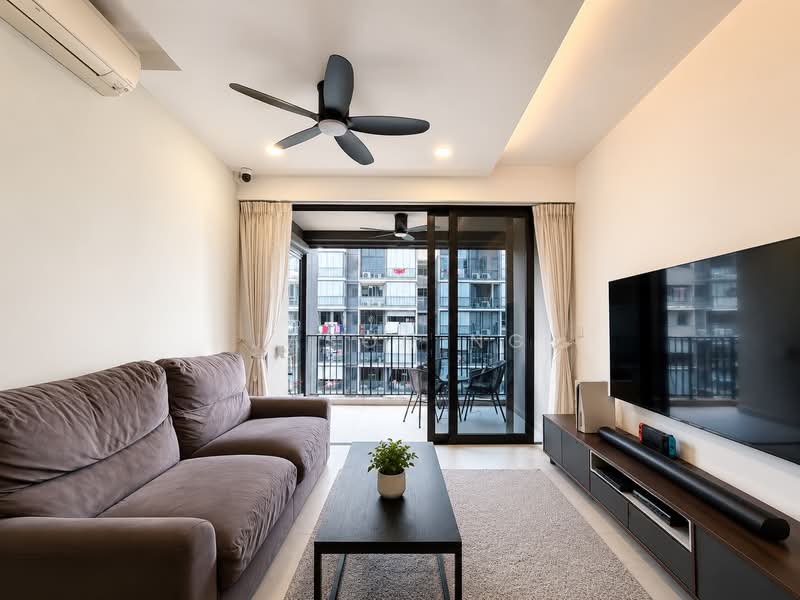 iNz Residence, 78 Choa Chu Kang Avenue 5, 3 Bedrooms, 1,109 sqft, Condominium For Sale, by Jason Ng, 500207551 - Living Room - PropertyGuru.com.sg