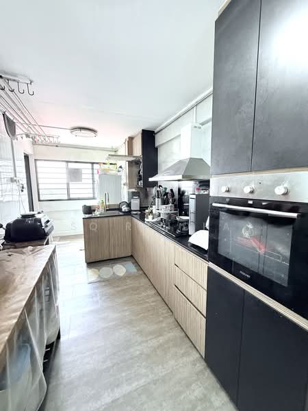 205 Clementi Avenue 6, 205 Clementi Avenue 6, 3 Bedrooms, 990 sqft, HDB Flat For Rent, by SQ Raudha, 500207554 - Kitchen - PropertyGuru.com.sg