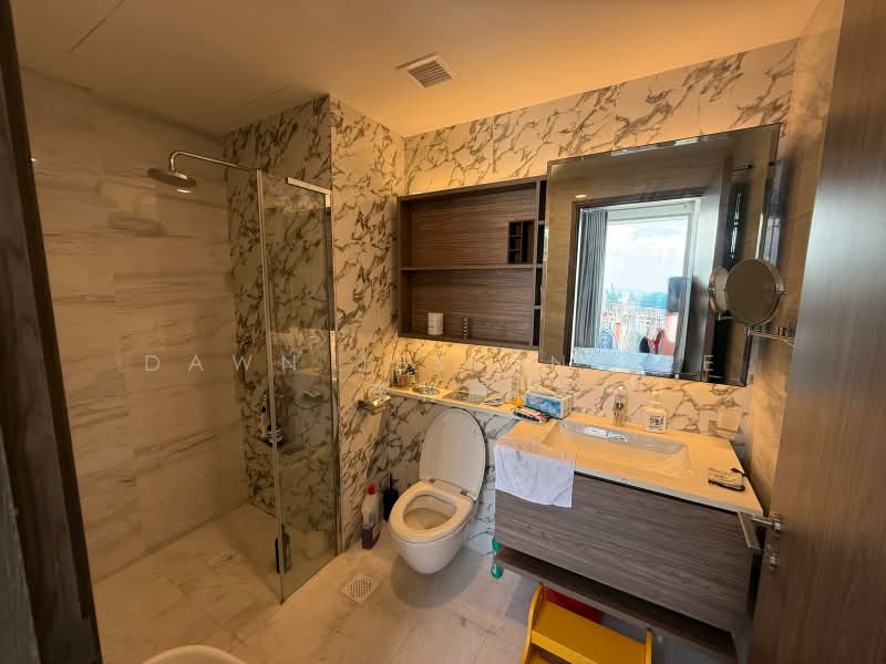 Queens Peak, 1 Dundee Road, 3 Bedrooms, 807 sqft, Condominium For Rent, by Dawn Jeslyn Lee 李籽嬴, 500207557 - Bathroom - PropertyGuru.com.sg