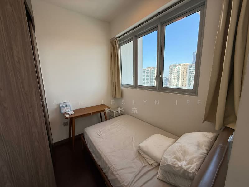 Queens Peak, 1 Dundee Road, 3 Bedrooms, 807 sqft, Condominium For Rent, by Dawn Jeslyn Lee 李籽嬴, 500207557 - Bedroom - PropertyGuru.com.sg