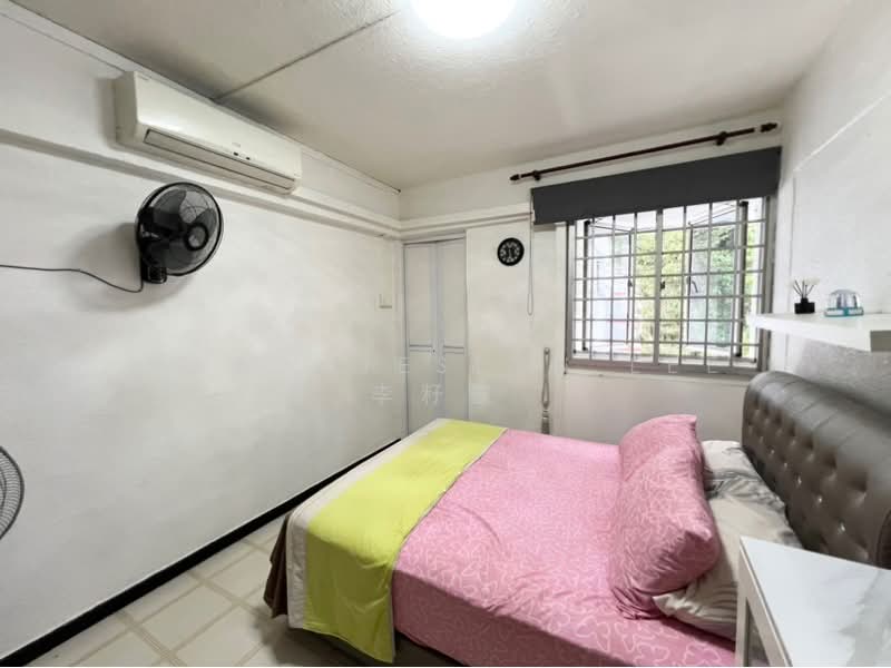 145 Bukit Batok Street 11, 145 Bukit Batok Street 11, 3 Bedrooms, 1,001 sqft, HDB Flat For Sale, by Dawn Jeslyn Lee 李籽嬴, 500207559 - PropertyGuru.com.sg