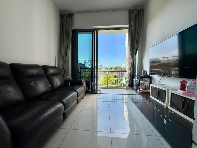 Forest Woods, 11 Lorong Liew Lian, 2 Bedrooms, 657 sqft, Condominium For Rent, by Allan Zheng 鄭黎, 500207565 - Living Room - PropertyGuru.com.sg