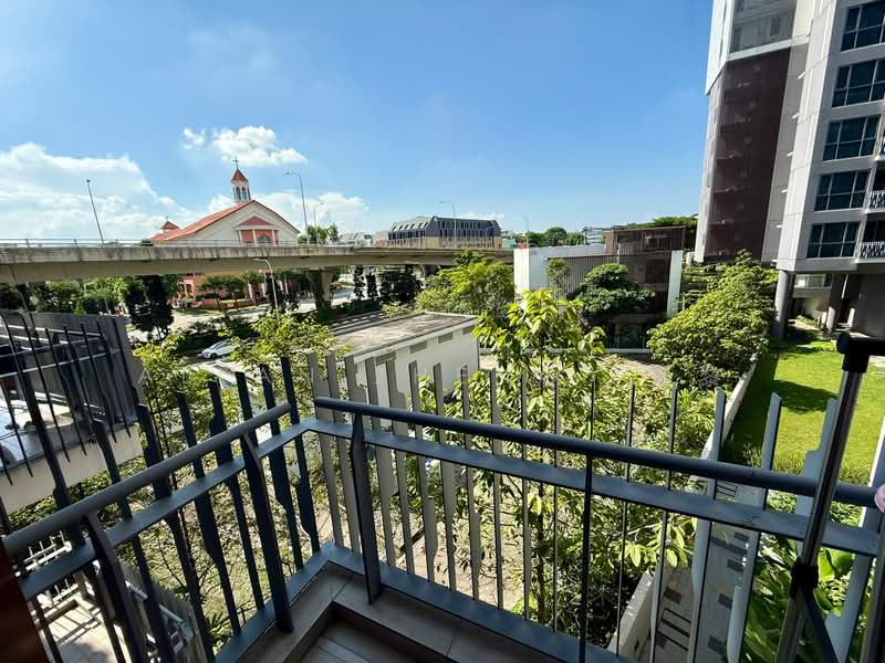 Forest Woods, 11 Lorong Liew Lian, 2 Bedrooms, 657 sqft, Condominium For Rent, by Allan Zheng 鄭黎, 500207565 - Balcony - PropertyGuru.com.sg