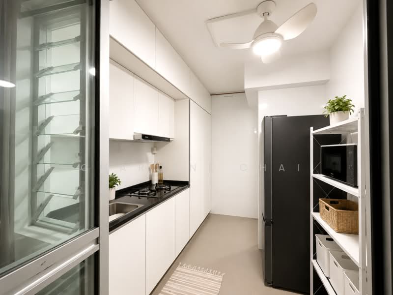 116A Jalan Tenteram, 116A Jalan Tenteram, 2 Bedrooms, 721 sqft, HDB Flat For Sale, by Charlene Chai, 500207570 - Kitchen - PropertyGuru.com.sg