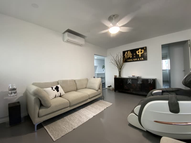 425 Pasir Ris Drive 6, 425 Pasir Ris Drive 6, 3 Bedrooms, 1,108 sqft, HDB Flat For Rent, by Rennie Goh 吴蕊玲, 500207574 - Living Room - PropertyGuru.com.sg
