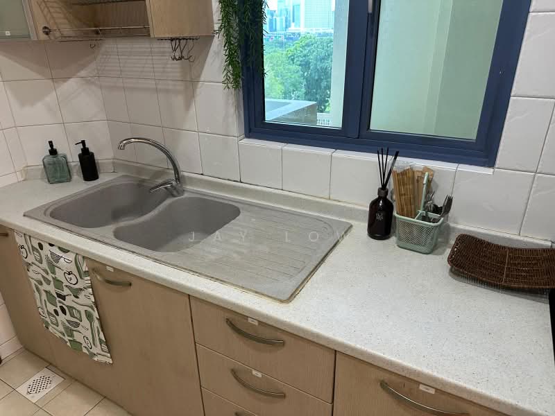 Sanctuary Green, 183 Tanjong Rhu Road, Room Rental, 150 sqft, Condominium For Rent, by Jay Low, 500207596 - Kitchen - PropertyGuru.com.sg