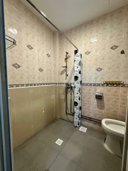 Tembeling Mansions, 230 Tembeling Road, 2 Bedrooms, 840 sqft, Apartment For Sale, by Wilson Wu 巫海强, 500207602 - Bathroom - PropertyGuru.com.sg