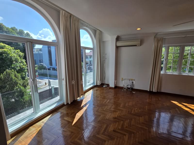 ๐ Best of the East @ Goodman Estate ๐, , 5 Bedrooms, 7,500 sqft, Bungalow House For Rent, by Darren Teo, 500207603 - Master Bedroom - PropertyGuru.com.sg