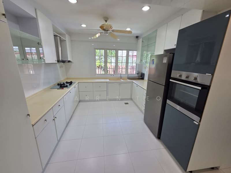 ๐ Best of the East @ Goodman Estate ๐, , 5 Bedrooms, 7,500 sqft, Bungalow House For Rent, by Darren Teo, 500207603 - Kitchen - PropertyGuru.com.sg