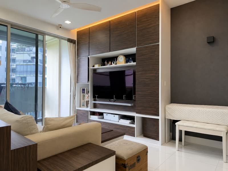 Heron Bay, Upper Serangoon View, 4 Bedrooms, 1,389 sqft, Executive Condominium For Sale, by ZT Lee, 500207617 - Living Room - PropertyGuru.com.sg