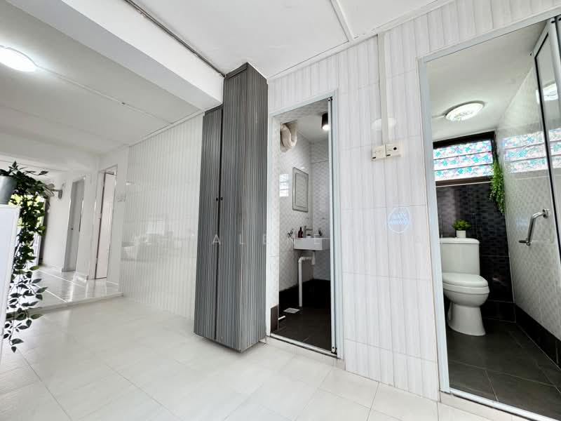 97 Whampoa Drive, 97 Whampoa Drive, 2 Bedrooms, 710 sqft, HDB Flat For Sale, by Magdalene Chai, 500207629 - Bathroom - PropertyGuru.com.sg