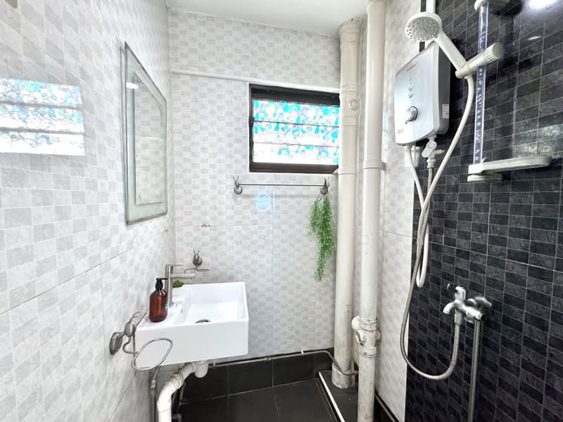 97 Whampoa Drive, 97 Whampoa Drive, 2 Bedrooms, 710 sqft, HDB Flat For Sale, by Magdalene Chai, 500207629 - Bathroom - PropertyGuru.com.sg