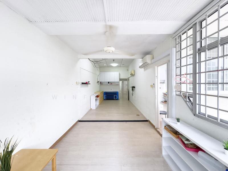 Kembangan Villas, Lengkong Tiga, Eunos / Geylang / Paya Lebar, 6 Bedrooms, 4,385 sqft, Semi-Detached House For Sale, by Winfred Quek, 500207631 - Interior - PropertyGuru.com.sg