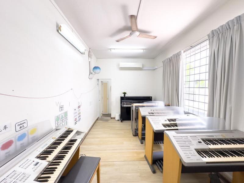 Kembangan Villas, Lengkong Tiga, Eunos / Geylang / Paya Lebar, 6 Bedrooms, 4,385 sqft, Semi-Detached House For Sale, by Winfred Quek, 500207631 - Interior - PropertyGuru.com.sg