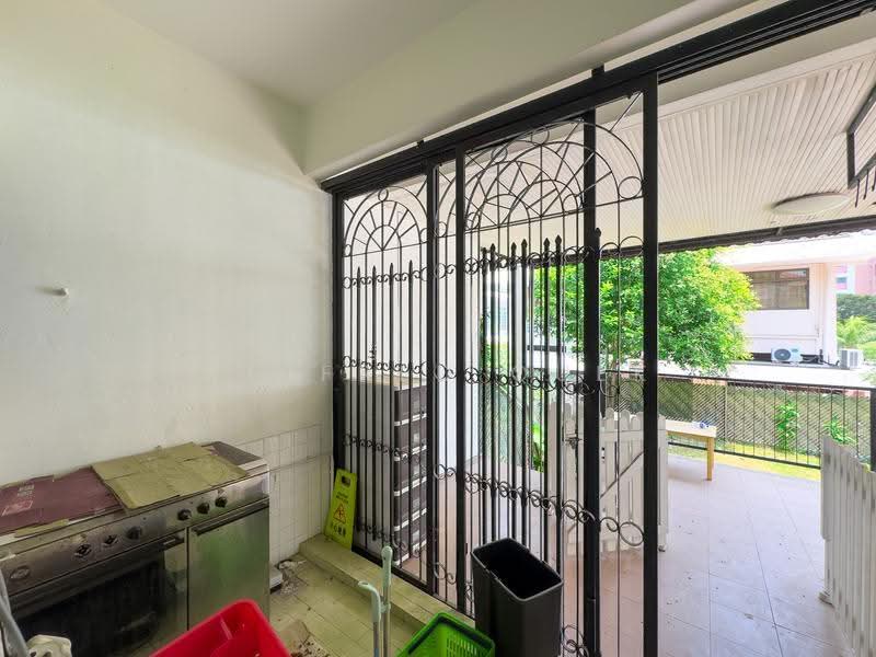 Kembangan Villas, Lengkong Tiga, Eunos / Geylang / Paya Lebar, 6 Bedrooms, 4,385 sqft, Semi-Detached House For Sale, by Winfred Quek, 500207631 - Kitchen - PropertyGuru.com.sg