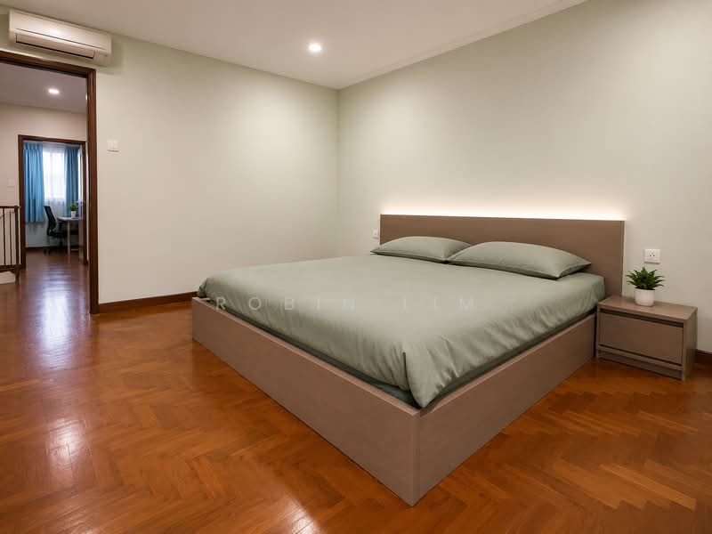 Tai Keng Gardens, Tai Keng Gardens, 5 Bedrooms, 3,600 sqft, Terraced House For Sale, by Robin Lim, 500207633 - Bedroom - PropertyGuru.com.sg