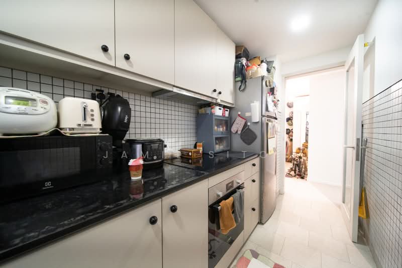 Jui Residences, 1177 Serangoon Road, 3 Bedrooms, 893 sqft, Condominium For Sale, by Jamie Sitoh, 500207638 - Kitchen - PropertyGuru.com.sg