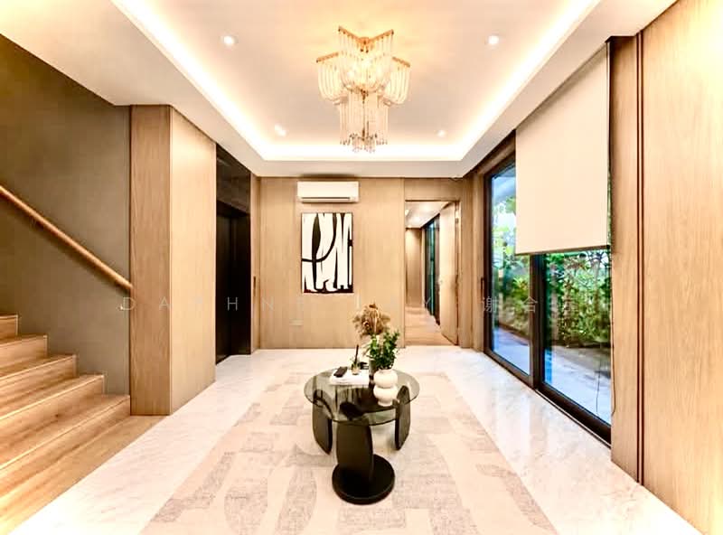 Novena / Shrewsbury ☎️ Daphne 合宝 9855.9638, Shrewsbury Road, 5 Bedrooms, 6,920 sqft, Corner Terrace For Sale, by Daphne Tay 谢合宝, 500207646 - Foyer - PropertyGuru.com.sg