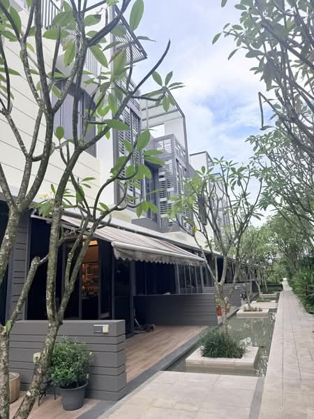 Alana, Sunrise Terrace, 4 Bedrooms, 3,057 sqft, Terraced House For Sale, by Tammy Zhang, 500207651 - Exterior - PropertyGuru.com.sg