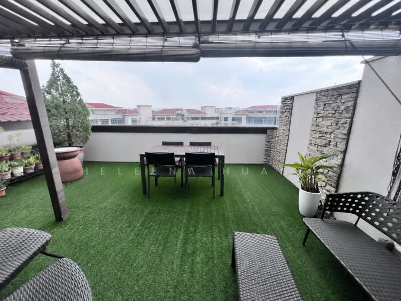 Carissa Park Condo, 2 Flora Drive, 3 Bedrooms, 2,110 sqft, Condominium For Rent, by Heleena Huang, 500207665 - Roof Terrace - PropertyGuru.com.sg