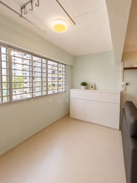 107 Gangsa Road, 107 Gangsa Road, 4 Bedrooms, 1,625 sqft, HDB Flat For Sale, by Leonard Yap, 500207668 - Living Room - PropertyGuru.com.sg
