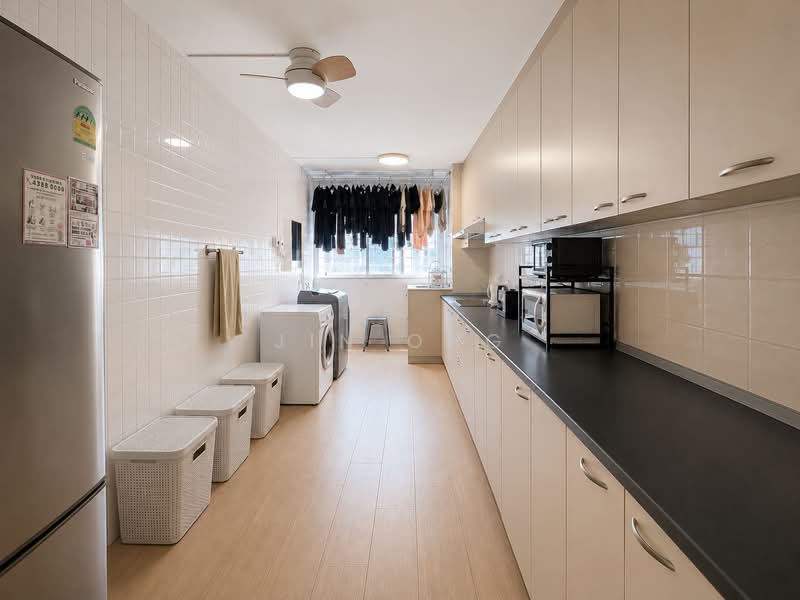 417 Bukit Batok West Avenue 4, 417 Bukit Batok West Avenue 4, 3 Bedrooms, 1,119 sqft, HDB Flat For Sale, by Jin Ong, 500207669 - Kitchen - PropertyGuru.com.sg