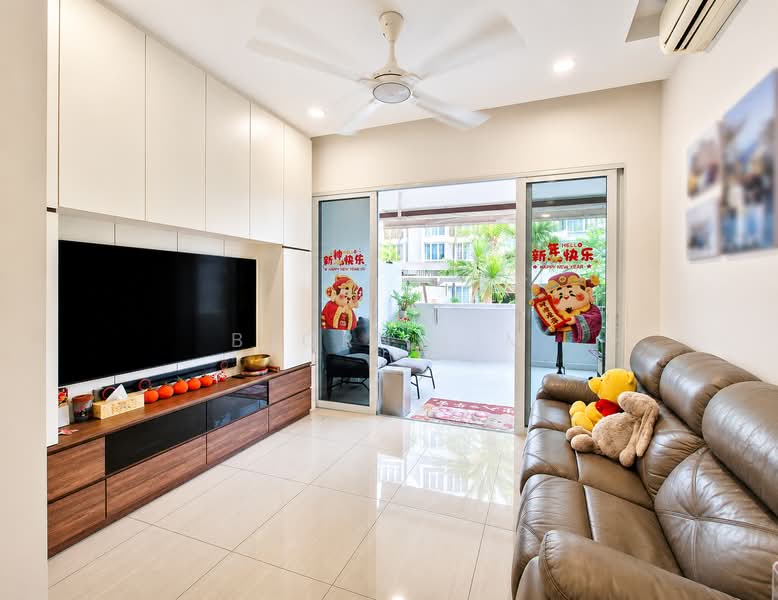 Mi Casa, 315 Choa Chu Kang Avenue 3, 3 Bedrooms, 1,270 sqft, Condominium For Sale, by Bjorn Lim, 500207671 - Living Room - PropertyGuru.com.sg