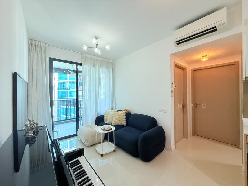Treasure at Tampines, 17 Tampines Lane, 2 Bedrooms, 657 sqft, Condominium For Sale, by Jose Loh Zhenhao, 500207691 - Living Room - PropertyGuru.com.sg