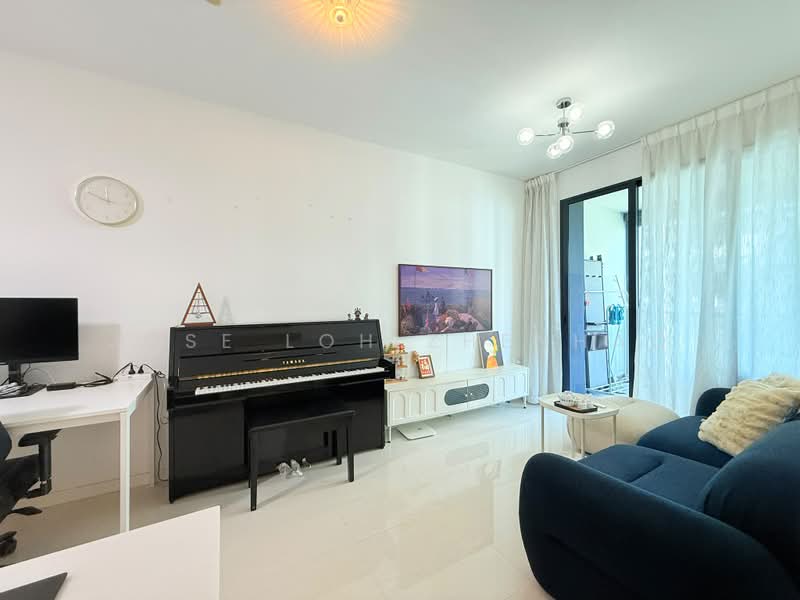 Treasure at Tampines, 17 Tampines Lane, 2 Bedrooms, 657 sqft, Condominium For Sale, by Jose Loh Zhenhao, 500207691 - Living Room - PropertyGuru.com.sg