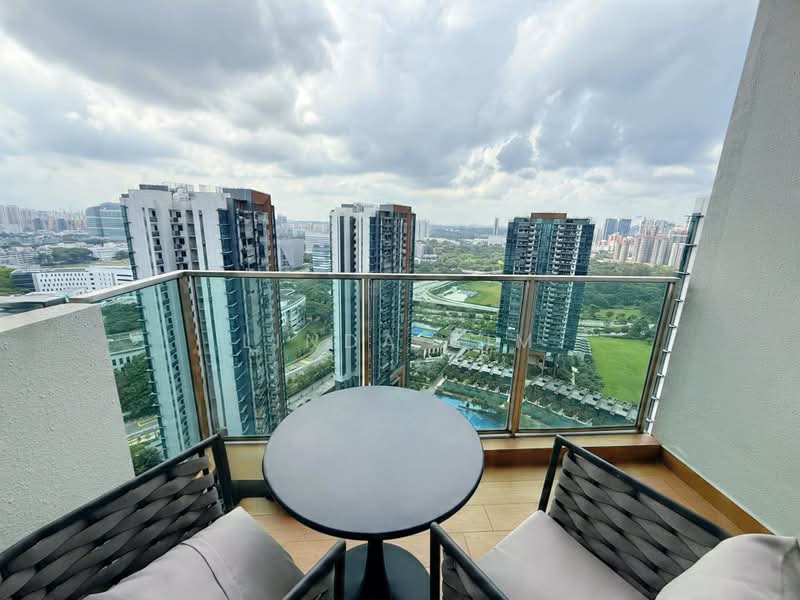 💙2bed+study🩵Undervalued 💙Fully Renovated🩵Mins to Kent Ridge MRT, , 2 Bedrooms, 689 sqft, Condominium For Sale, by Linda Sim, 500207713 - Balcony - PropertyGuru.com.sg