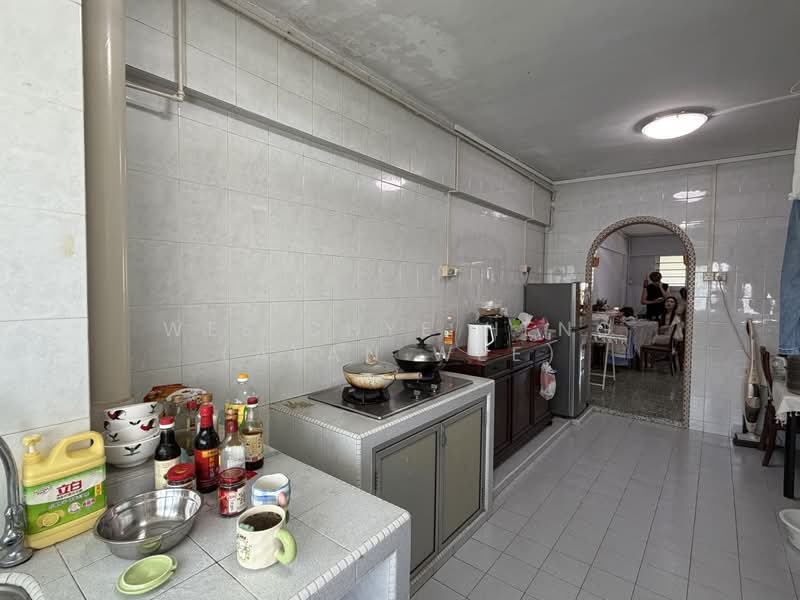 608 Clementi West Street 1, 608 Clementi West Street 1, 2 Bedrooms, 732 sqft, HDB Flat For Rent, by Wee Chye Heng (Alan Wee), 500207724 - Kitchen - PropertyGuru.com.sg