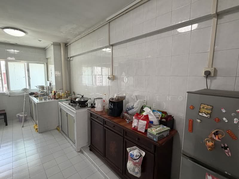 608 Clementi West Street 1, 608 Clementi West Street 1, 2 Bedrooms, 732 sqft, HDB Flat For Rent, by Wee Chye Heng (Alan Wee), 500207724 - Kitchen - PropertyGuru.com.sg