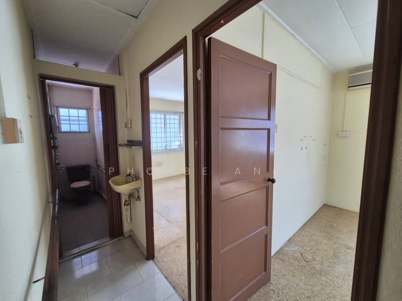MacPherson Garden Estate, Jalan Gembira, 2 Bedrooms, 980 sqft, Terraced House For Rent, by Phoebe Ang, 500207725 - PropertyGuru.com.sg