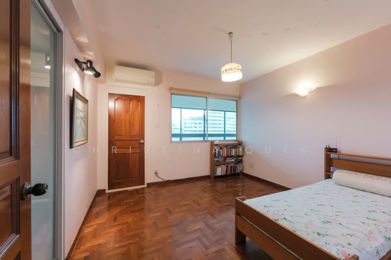 Pandan Valley, 4 Pandan Valley, 4 Bedrooms, 3,391 sqft, Condominium For Sale, by Christina Quek, 500207728 - Bedroom - PropertyGuru.com.sg