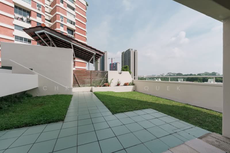 Pandan Valley, 4 Pandan Valley, 4 Bedrooms, 3,391 sqft, Condominium For Sale, by Christina Quek, 500207728 - Exterior - PropertyGuru.com.sg