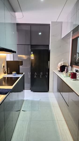 Casa Pasir Ris, 201 Jalan Loyang Besar, 3 Bedrooms, 2,228 sqft, Condominium For Sale, by Mary Baey, 500207748 - Kitchen - PropertyGuru.com.sg