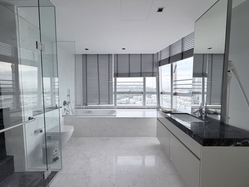 Reflections at Keppel Bay, 1 Keppel Bay View, 4 Bedrooms, 2,433 sqft, Condominium For Rent, by Tan Hui Shan, 500207761 - Bathroom - PropertyGuru.com.sg