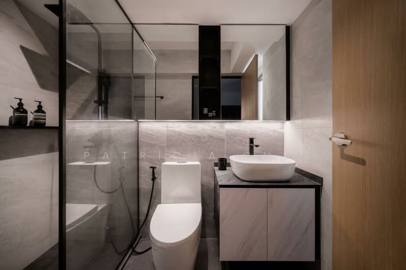 519A Tampines Central 8, 519A Tampines Central 8, 3 Bedrooms, 893 sqft, HDB Flat For Sale, by Patricia Chua, 500207777 - Bathroom - PropertyGuru.com.sg