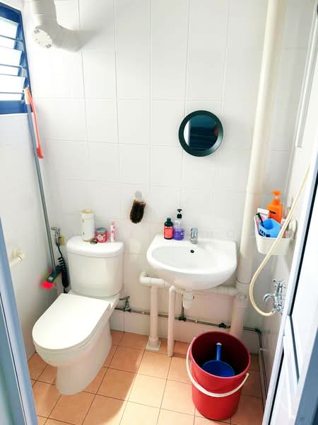 543 Bedok North Street 3, 543 Bedok North Street 3, Room Rental, 130 sqft, HDB Flat For Rent, by Steven Choo, 500207787 - Bathroom - PropertyGuru.com.sg