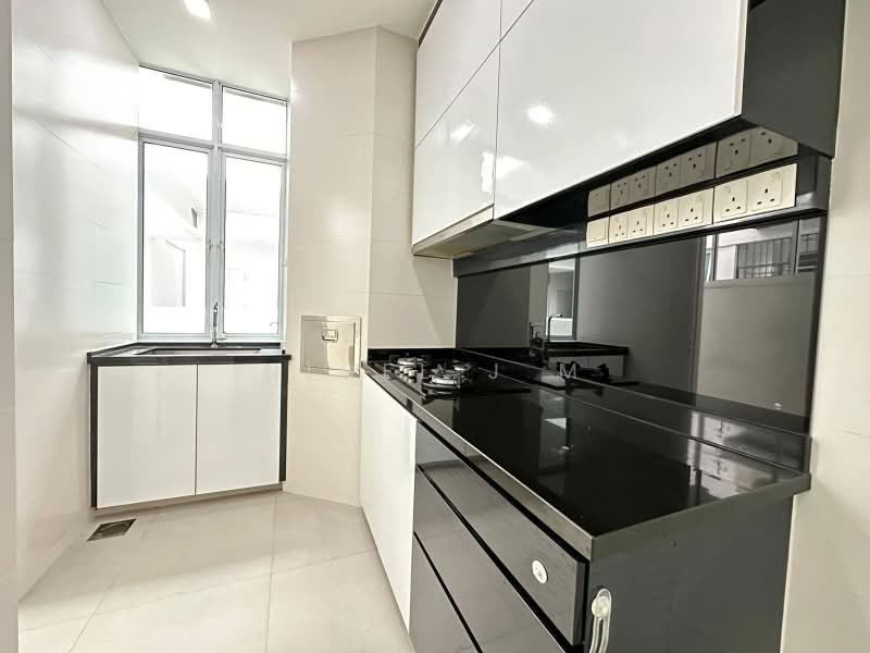 The Daffodil, 568 Upper East Coast Road, 2 Bedrooms, 743 sqft, Apartment For Rent, by Nigel J M, 500207792 - Kitchen - PropertyGuru.com.sg