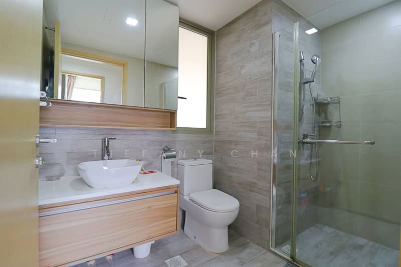 Sea Horizon, 5 Pasir Ris Rise, 3 Bedrooms, 1,109 sqft, Executive Condominium For Sale, by Tiffany Chan, 500207797 - Bathroom - PropertyGuru.com.sg