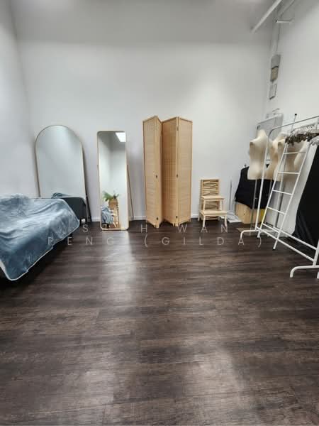 Oxley Tower, 138 Robinson Road, 204 sqft, Other Retail For Sale, by Seah Wan Peng (Gilda), 500207801 - CommercialGuru.com.sg