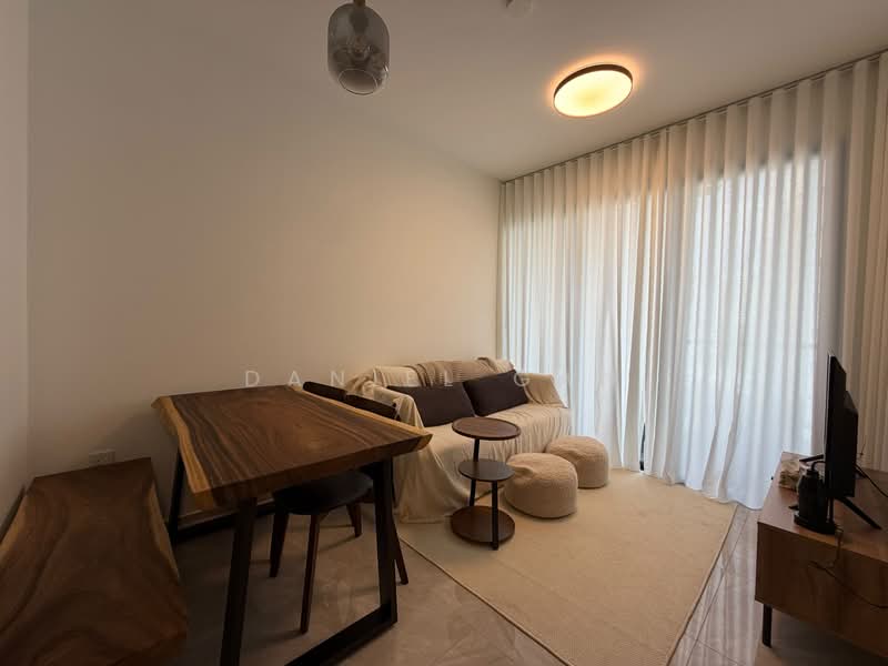 Tembusu Grand, 92 Jalan Tembusu, 1 Bedroom, 527 sqft, Condominium For Rent, by Daniel Gan, 500207802 - Living Room - PropertyGuru.com.sg