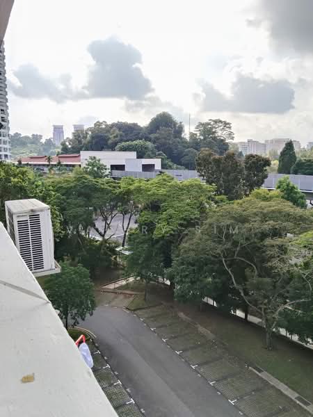 103 Bukit Batok Central, 103 Bukit Batok Central, Room Rental, 100 sqft, HDB Flat For Rent, by Valery Sim, 500207816 - Exterior - PropertyGuru.com.sg