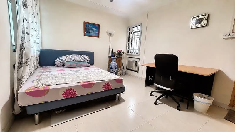 258A Compassvale Road, 258A Compassvale Road, 3 Bedrooms, 1,184 sqft, HDB Flat For Sale, by Hafizh Jamil, 500207828 - Master Bedroom - PropertyGuru.com.sg